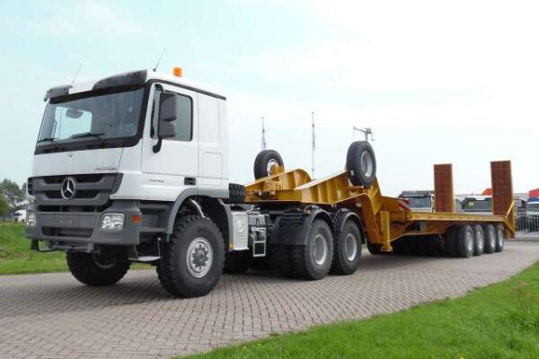 Low Bed Trailer